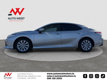 2019 Toyota Camry - photo 4