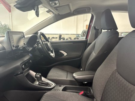 2021 Toyota Yaris - photo 6