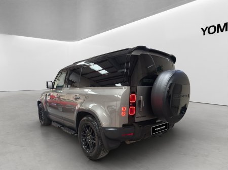 2022 Land Rover Defender - photo 5