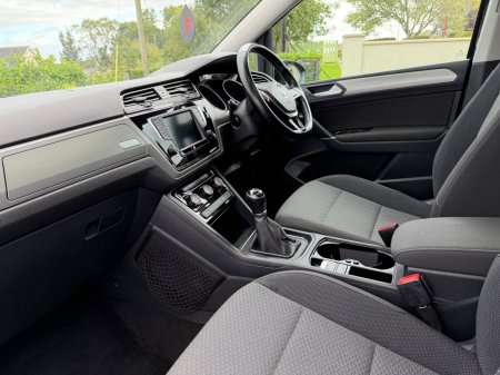 2016 Volkswagen Touran - photo 16