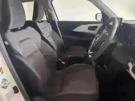 2025 Suzuki Swift - photo 11