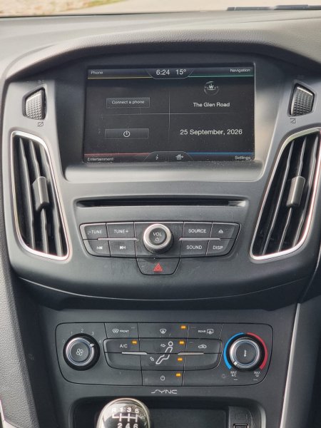 2015 Ford Focus - photo 18