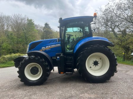 2021 New Holland T7.210 - photo 12