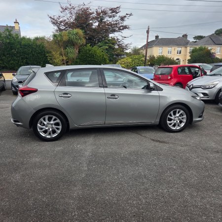 2016 Toyota Auris - photo 5