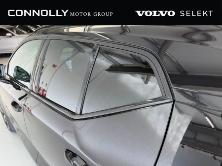 2025 Volvo EX40 - photo 18