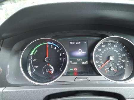 2020 Volkswagen Golf - photo 14