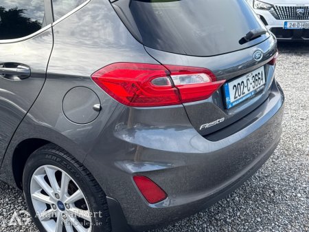 2020 Ford Fiesta - photo 16