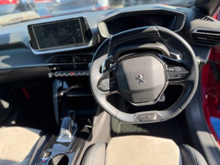 2021 Peugeot 208 - photo 20