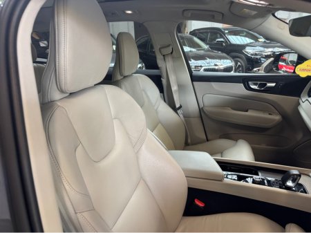 2023 Volvo XC60 - photo 11