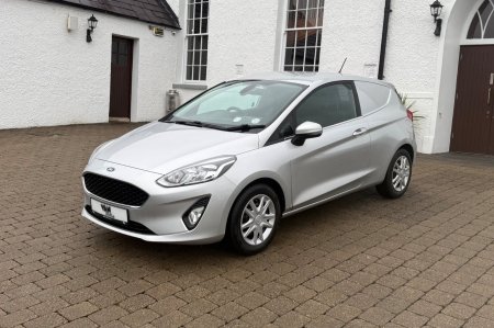 2020 Ford Fiesta - photo 2