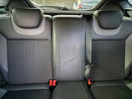2016 Ford Focus - photo 18