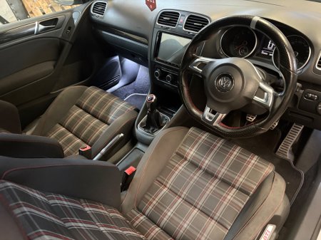 2010 Volkswagen Golf - photo 7