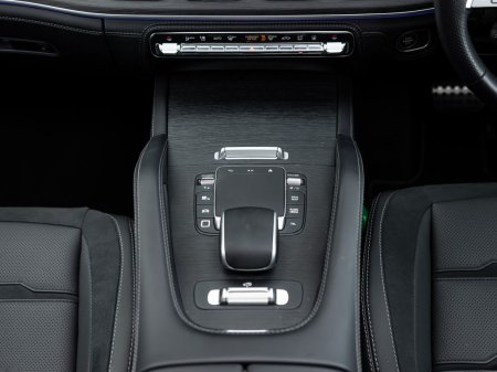 2025 Mercedes-Benz GLE - photo 20