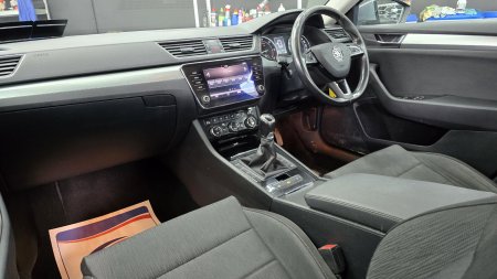 2019 Skoda Superb - photo 10