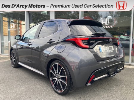 2023 Toyota Yaris - photo 2