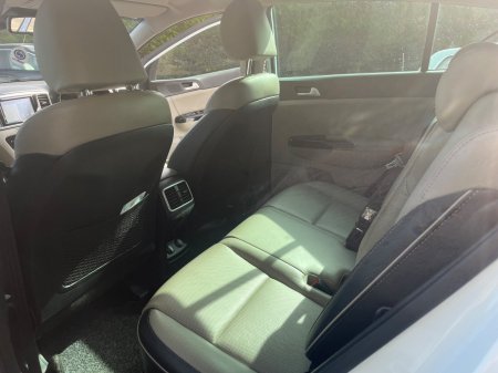2020 Kia Sportage - photo 15
