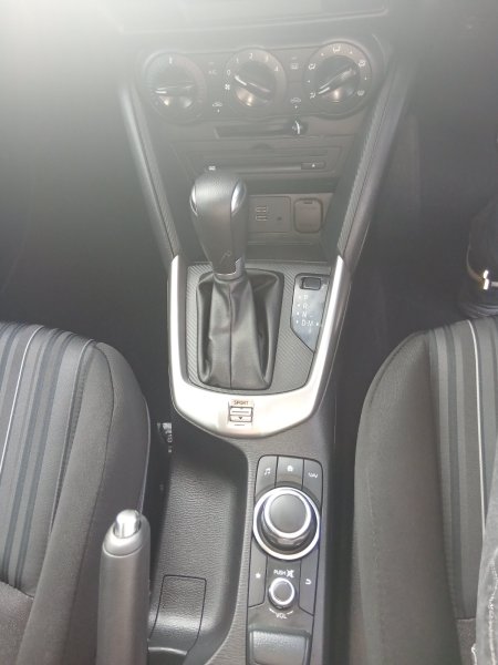 2017 Mazda Demio - photo 14