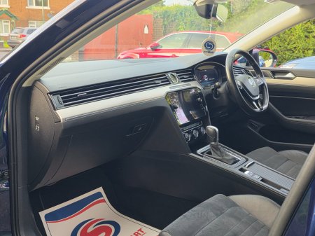 2020 Volkswagen Passat - photo 22