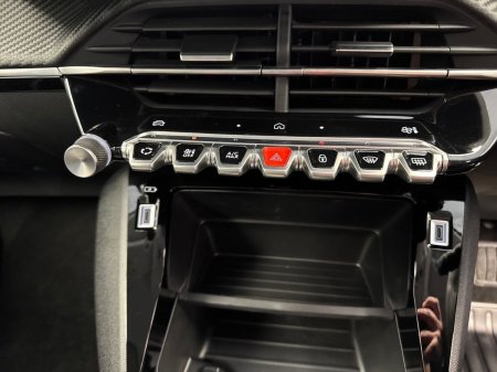 2026 Peugeot 208 - photo 17