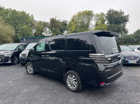 2014 Toyota Alphard - photo 6