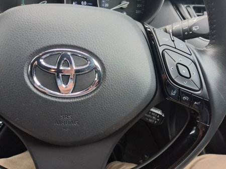 2022 Toyota C-HR - photo 16
