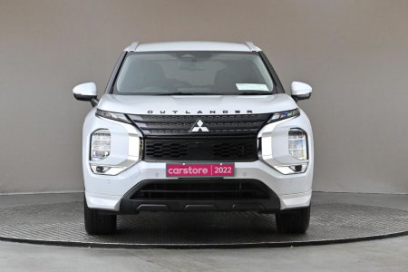 2022 Mitsubishi Outlander - photo 2