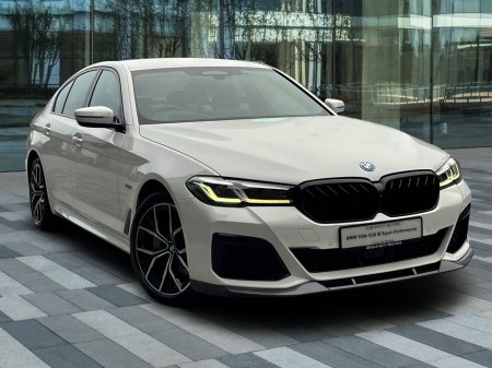 2022 BMW 5-Series 530e M Sport