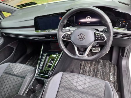 2023 Volkswagen Golf - photo 14