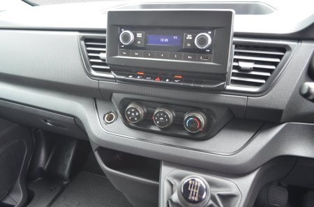 2023 Renault Trafic - photo 16