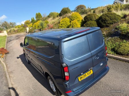 2025 Ford Transit Custom - photo 15