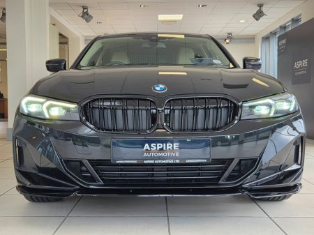 2023 BMW 3-Series - photo 8