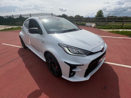 2022 Toyota Yaris - photo 3