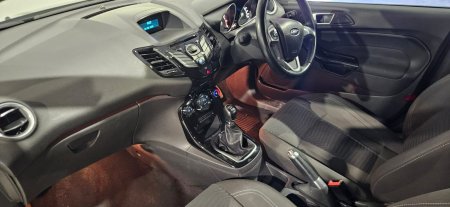 2013 Ford Fiesta - photo 10