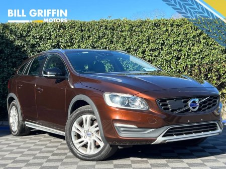 2016 Volvo V60 D4 CROSS COUNTRY 2.0 D // LEATHER POWERED & HEATED SEATS // REVERSE CAMERA // DIGITAL CLUSTER