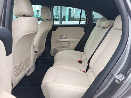 2027 Mercedes-Benz GLA - photo 8