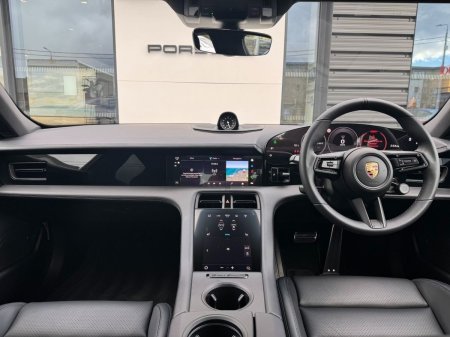 2026 Porsche Taycan - photo 7