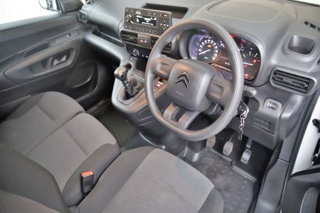 2022 Citroen Berlingo - photo 13