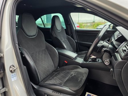2022 Skoda Superb - photo 34