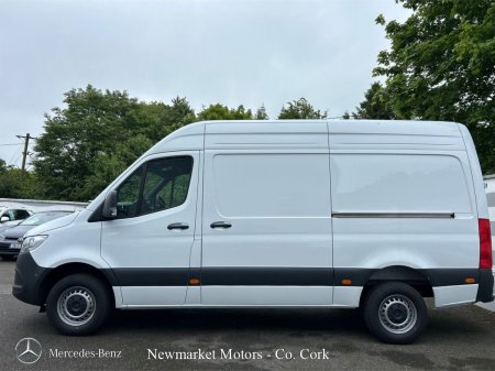 2027 Mercedes-Benz Sprinter - photo 25