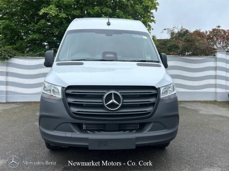 2027 Mercedes-Benz Sprinter - photo 18