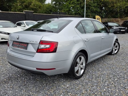 2018 Skoda Octavia - photo 2