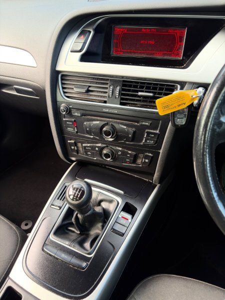 2010 Audi A4 - photo 6