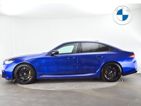 2025 BMW M5 - photo 3