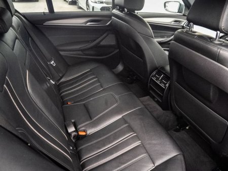 2020 BMW 5-Series - photo 11