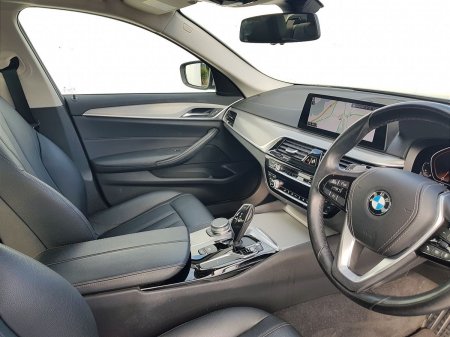 2020 BMW 5-Series - photo 12