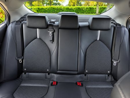 2019 Toyota Camry - photo 23
