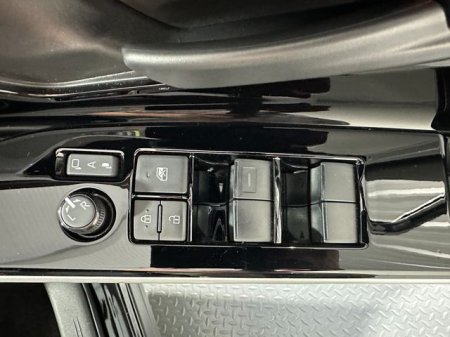 2024 Subaru Solterra - photo 10