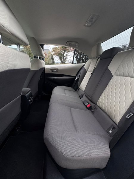 2020 Toyota Corolla - photo 15