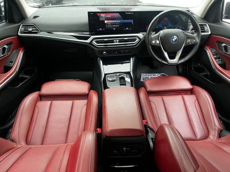 2023 BMW 3-Series - photo 14