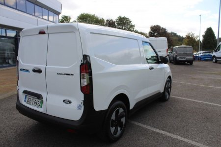 2026 Ford Courier - photo 7